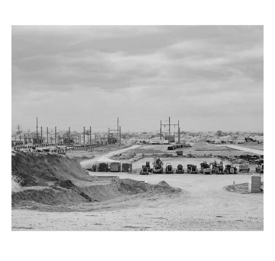PeterJHowson's tweet photo. @RiotPlatforms Corsicana warzone (ht Paul Dolan). The site will soon be as loud as an airport using several olympic pools worth of water daily to cool thousands of machines running 24/7, to make #Bitcoins for paedophiles, warlords & money launderers. #BanBitcoin #LetThemEatCrypto https://t.co/5MxB60pg2Q