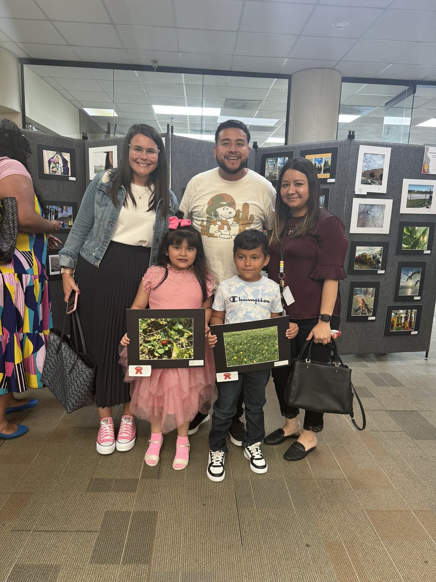 Elizabeth tweet media