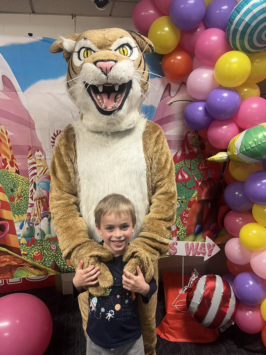 Family Literacy Night, Book Fair, and Student Art Showcase. <a href="/EastMaine63/">EastMaine63</a> #63Empower