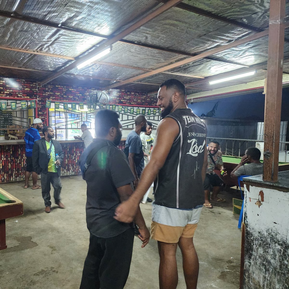 TheRealVatubuli's tweet photo. From facilitating press conferences to drinking up in one most the dangerous neighborhoods in POM haha. Thanks for beers and lamb flaps Gerehu #GTavern #SchoolMeri #Suchthings https://t.co/c2PaToOPnw