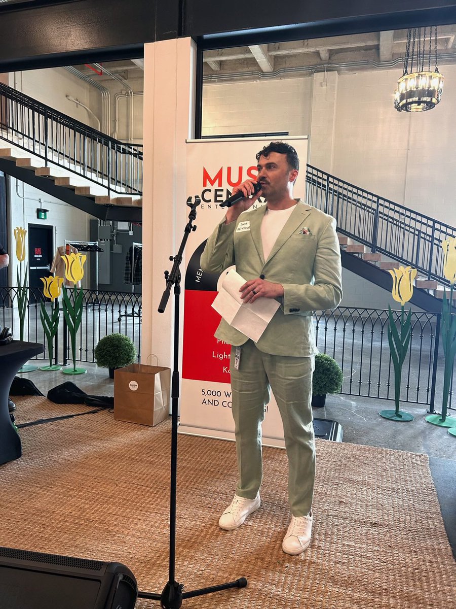 Luca Monti™️ tweet media