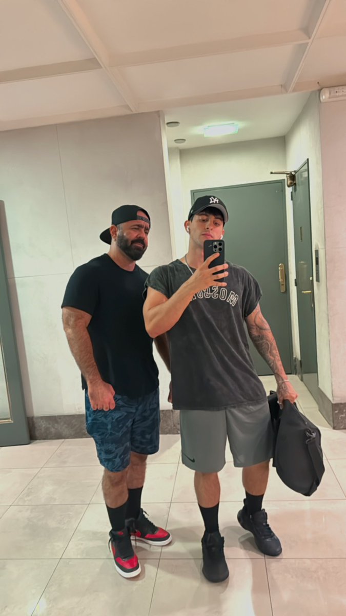 Robleis01's tweet image. 