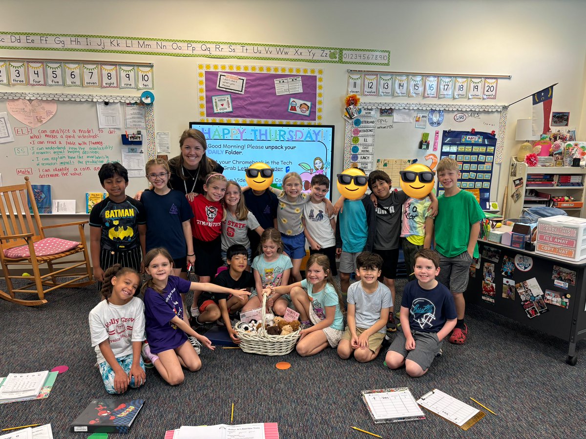 Miss Rogers' Second Grade Class tweet media