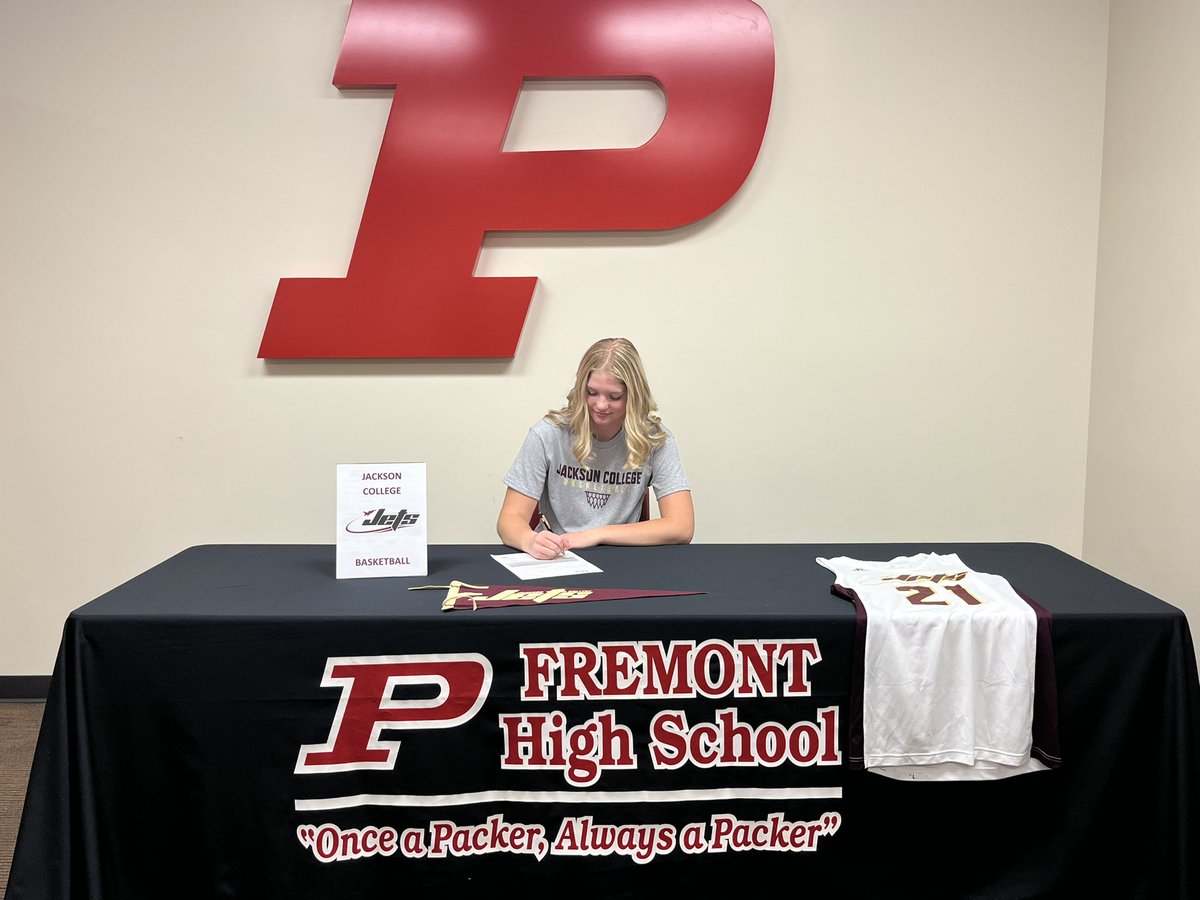 KitJPowell's tweet photo. Congrats to Fremont’s Jessica Bennett on signing to play basketball at Jackson College today!  @CatchMarkSports @ScottDeCamp @JVanDykeMLive https://t.co/Wb8fdJNPeG