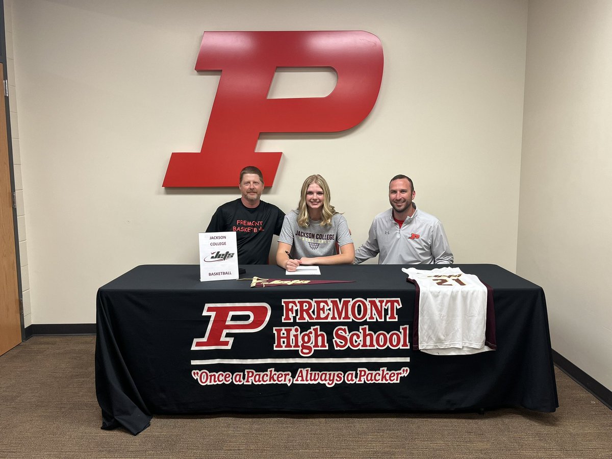 KitJPowell's tweet photo. Congrats to Fremont’s Jessica Bennett on signing to play basketball at Jackson College today!  @CatchMarkSports @ScottDeCamp @JVanDykeMLive https://t.co/Wb8fdJNPeG