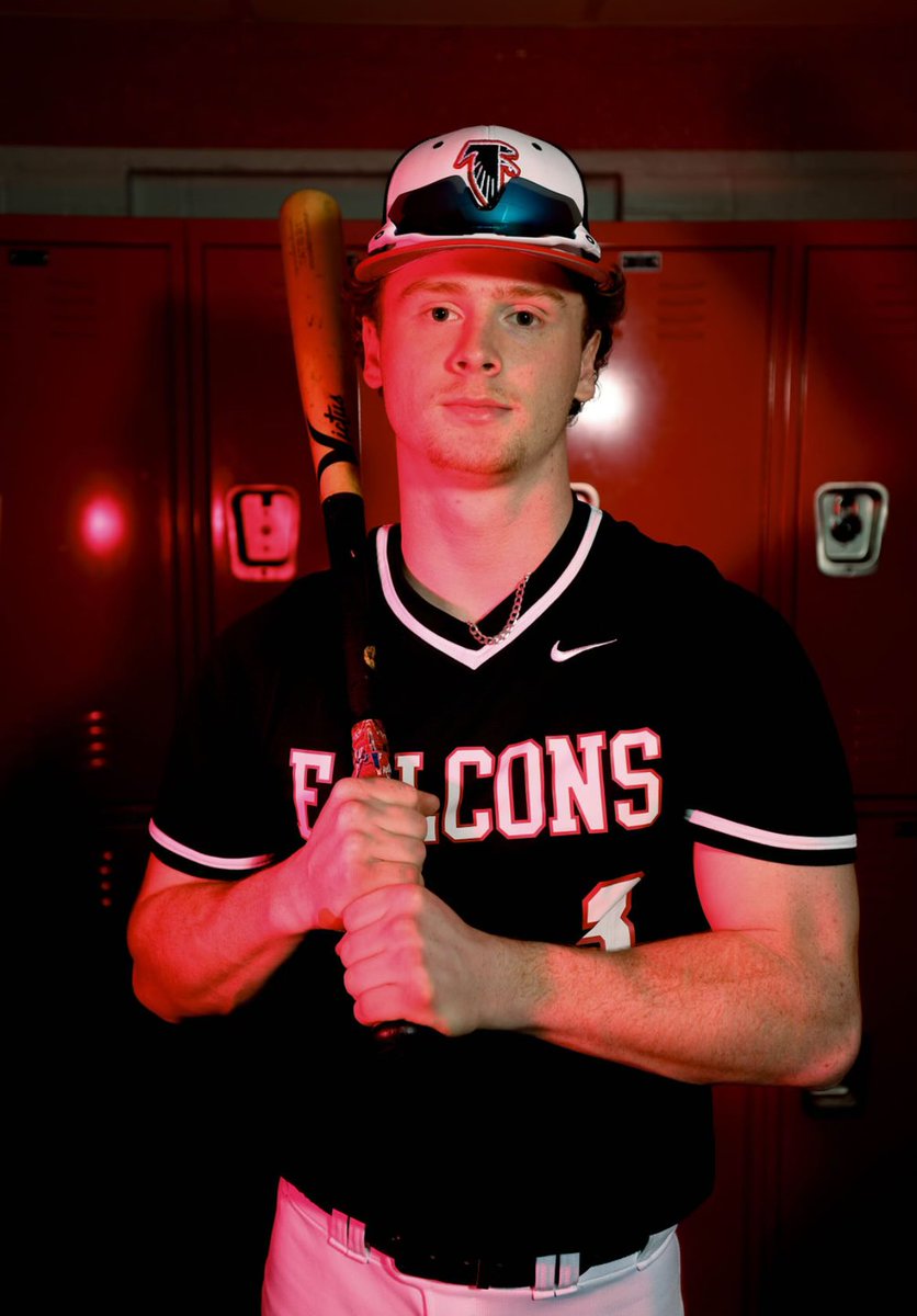 DCFalconBase's tweet photo. Luke Hansen, Josh Lee, @EverettShumaker @_andrewryan11 lead the way offensively each having 2 hits a piece. 
William Anders got his first varsity hit today!
Ethen Perkins had a hit with an RBI as well. 
@DallasTerski29 added 3 RBIs for the Falcons. https://t.co/jwy0ClbM3x