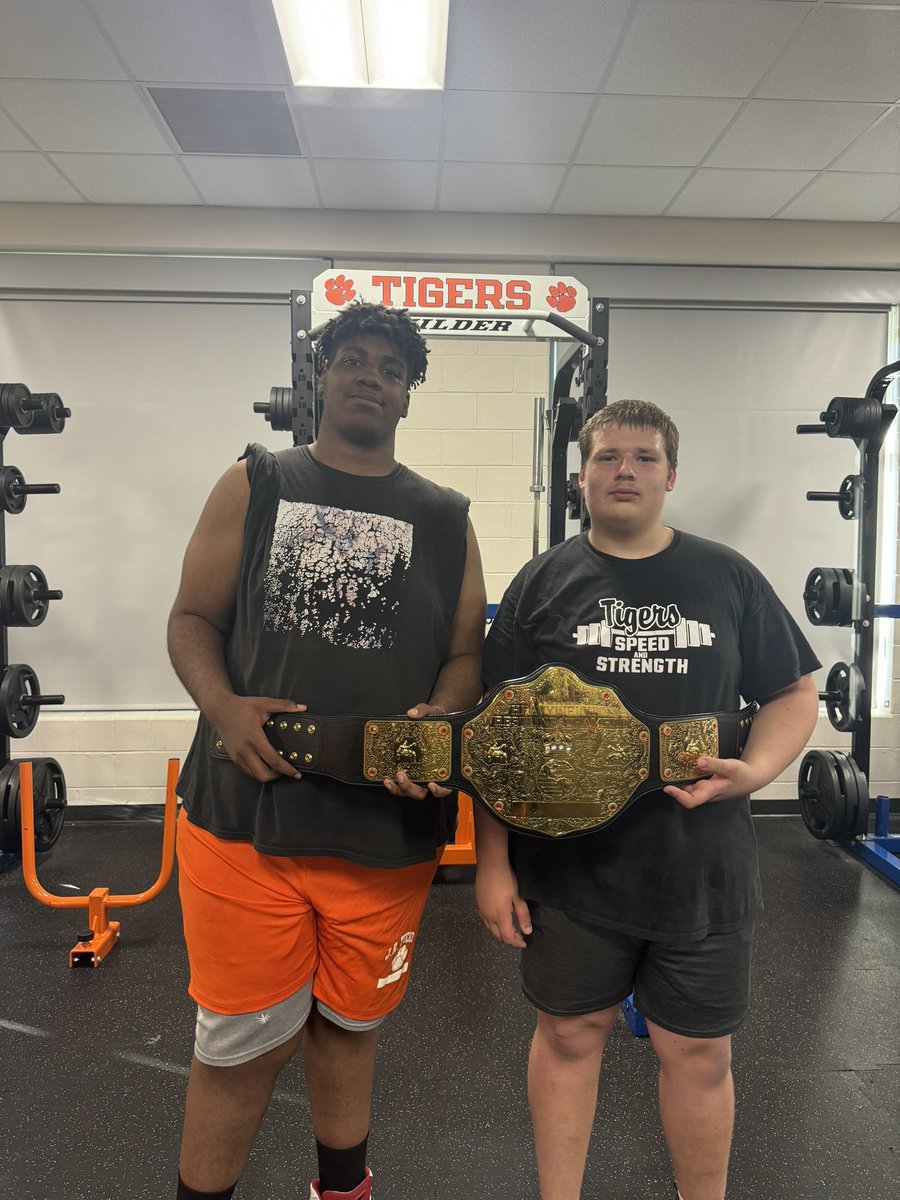 JR Tucker Football tweet media