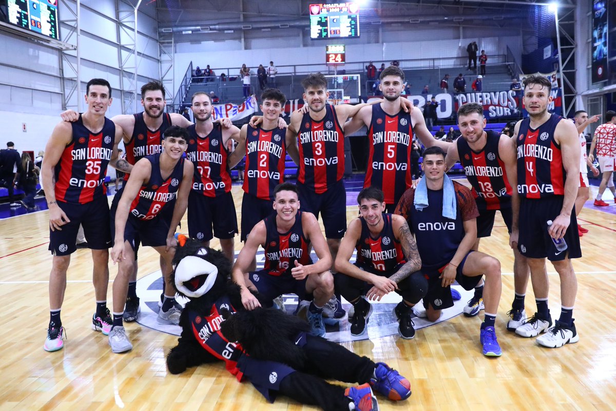 #Básquet 🏀 ¡Sigue con todo! #SanLorenzo venció 82-69 a Unión (Santa Fe), en el Roberto Pando, y sumó su cuarto triunfo consecutivo en la Liga Nacional. 💪 ¡Vamos, Ciclón!