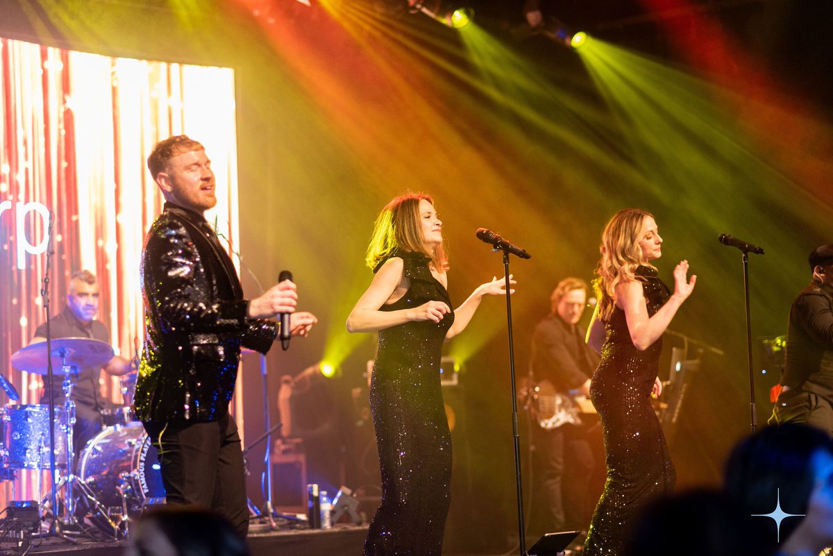 Whether you’re celebrating a special occasion, throwing a party, or organizing a classy event, we’ve got you covered. From acoustic duos to a 12-piece high-energy dance band, from classy jazz quartets to a swing cabaret with a modern twist, we can offer it all! Let’s chat!