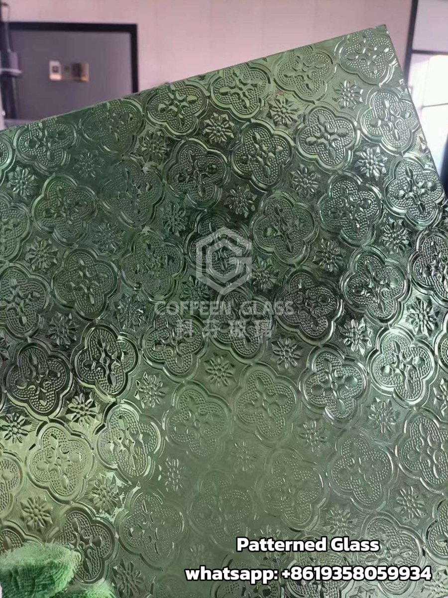 MalinaWang's tweet image. #patternedglass painted flora in stock. 
whatsapp: +8619358059934.
#figuredglass #tintedglass #glassdoor #glassdoors #cabinetdoors #foldingdoor #foldingdoors #furnitureglass #glassfurniture #glasswindows #decorglass #glasspartition #glasswindow #jumboglass #windowglass