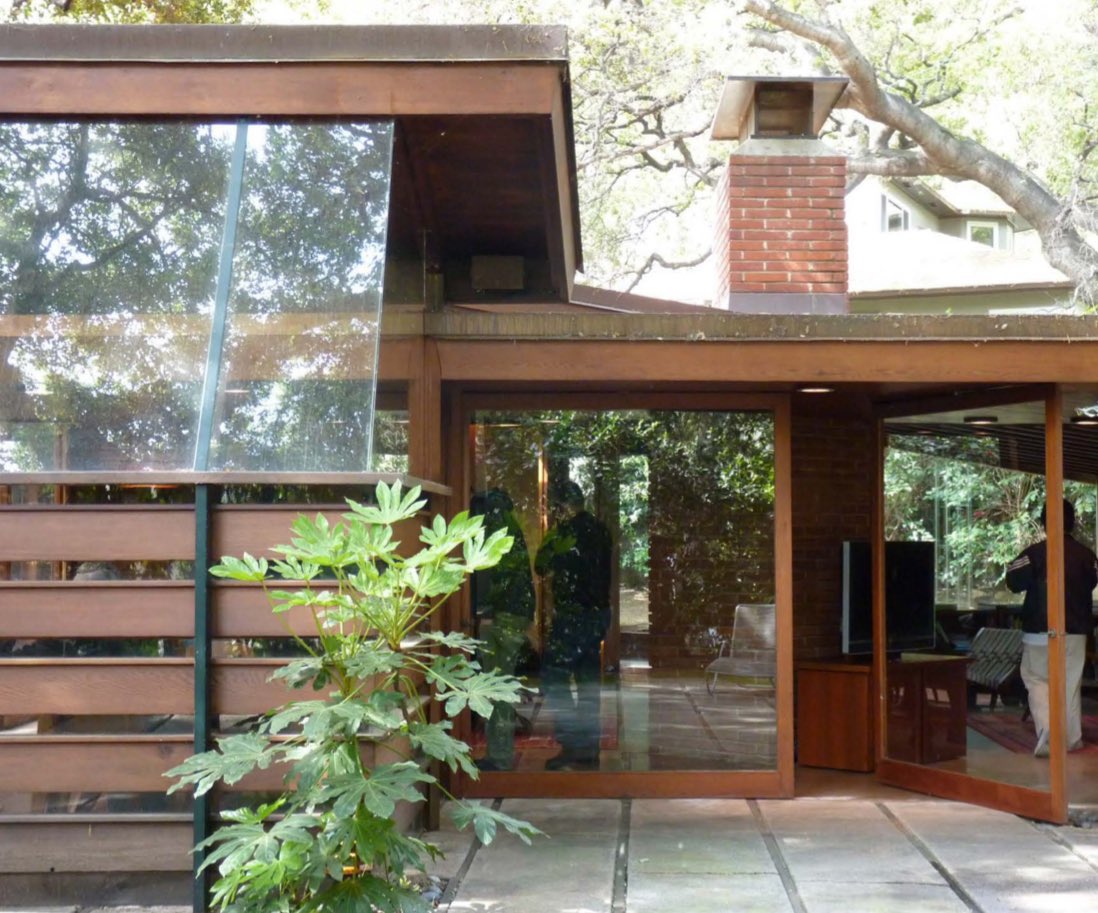 Shaeffer house. Lautner dining room.