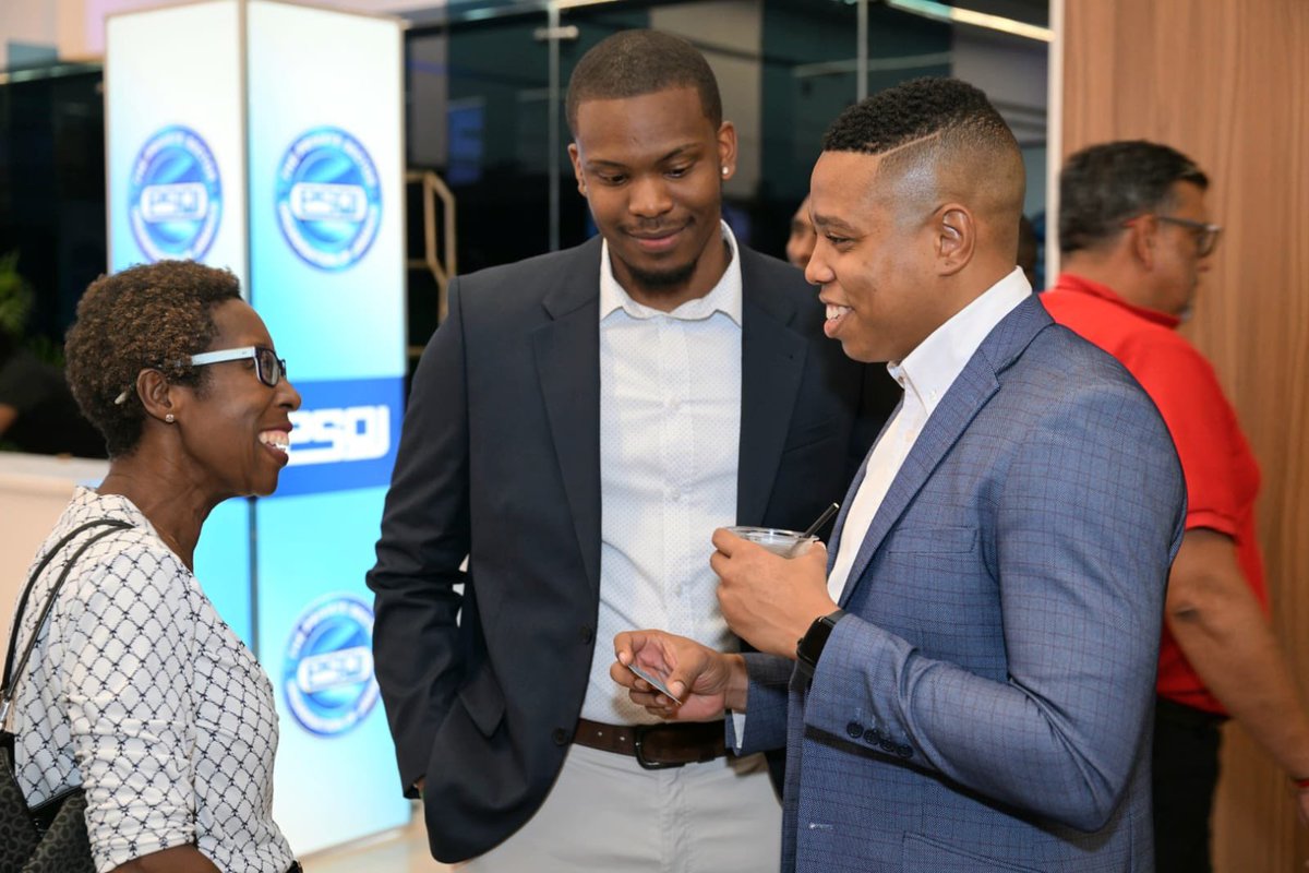What a great evening here at @thePSOJ Executive Members’ Mingle, being hosted through partnership with VM Wealth Management, The Pinnacle, Montego Bay and Stewart’s Automotive Group at the Jaguar Land Rover Showroom. Check out some more highlights!