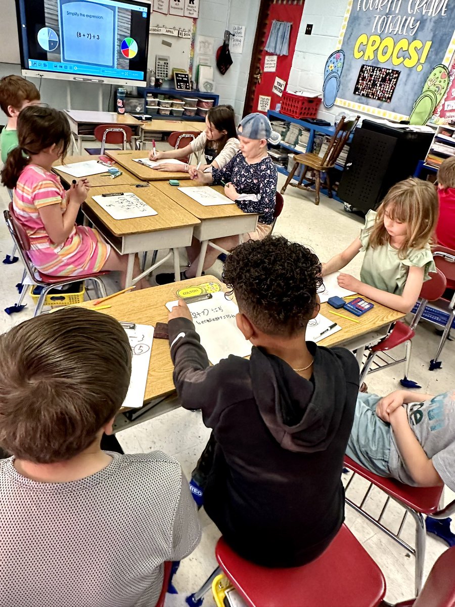 ❤️Mrs. Phillip’s class using Kagan structure “Numbered Heads Together” during today’s coaching session. ❤️🐯🐾@cannonsburgelem