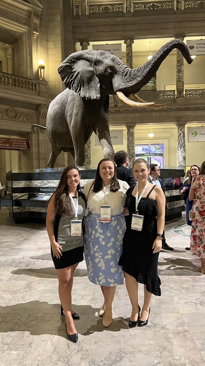 camila_guetter's tweet photo. #ACSLAS24 in Washington DC with my @RASACS and @BIDMCSurgery family! #thisisRAS @AmCollSurgeons https://t.co/AzHQcRccHo