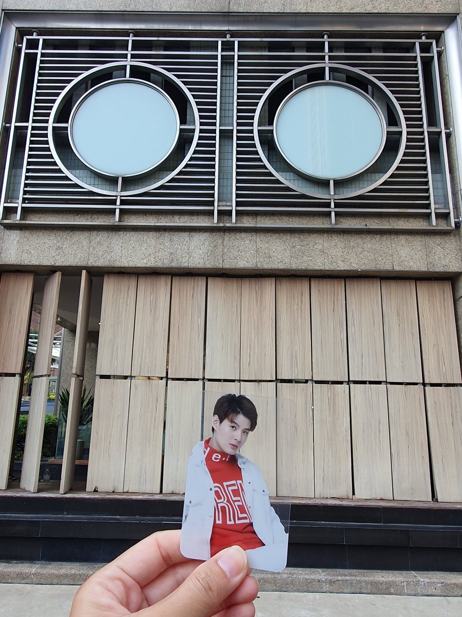 Good​ morning​ Saintsup!☀️ I went to Kimpton Maa-Lai Bangkok to take photos on Wednesday because of you. I'm so happy and a little nervous that I can see you tomorrow.😊 Love you.🥰❤️ @Saint_sup NiceDay Saint #อรุณสวัสดิ์เซ้นต์ซุป #Saint_sup​ #MingEr