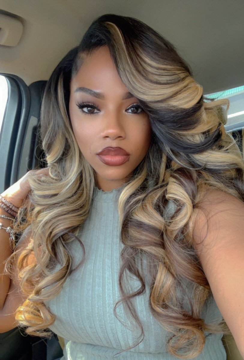 Ciggie1913's tweet photo. #newhair who dis?! https://t.co/ohI35rw8rh