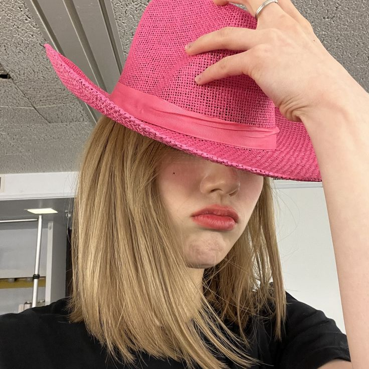 ⪩ 𔘓 ⪨ tweet media