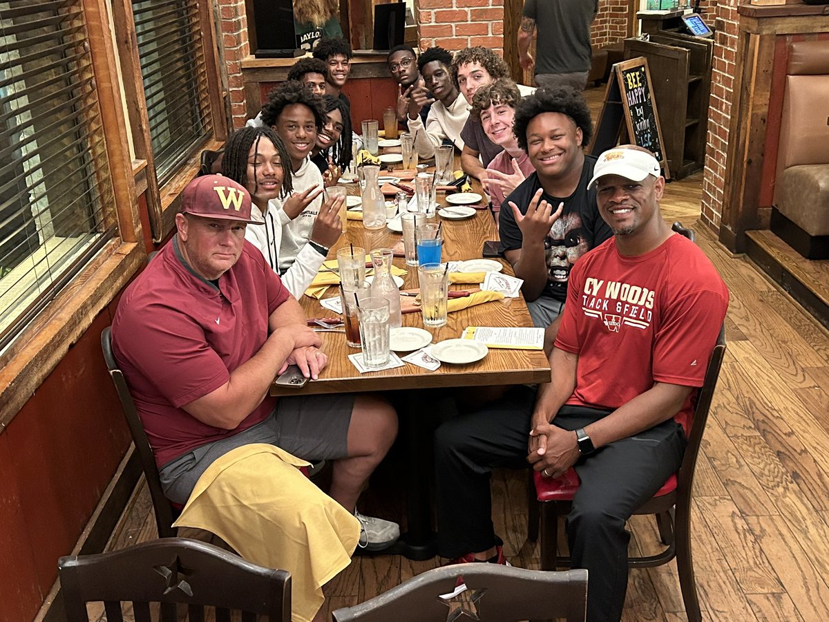 Made our way to Waco Tx. for the UIL Region II 6A Track & Field Championship.  Enjoying a good meal with guys, preparing for prelims! #Family @CW_Athletics @CyWood_Boosters