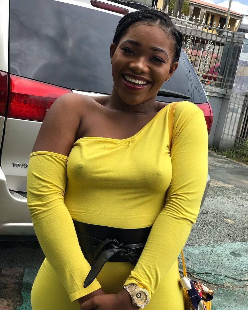 zoomafrika1's tweet photo. [THREAD] Reply Picture/Video of Beautiful African Woman 👇 https://t.co/akqdj9Gxys