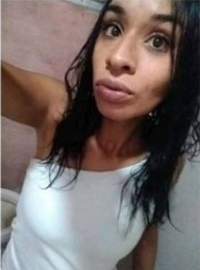 adrianaesthela's tweet photo. #Desaparecidas
Hola. 
Hoy les comparto la historia de Evelyn Janeth Pérez Nieto, una joven de 26 años de edad desaparecida desde el 18 de marzo en Zumpango, Edomex. Fue vista por última vez aquel lunes a las seis de la tarde, cuando salió de su casa en la colonia Los Sauces II https://t.co/4uD53q8vWa