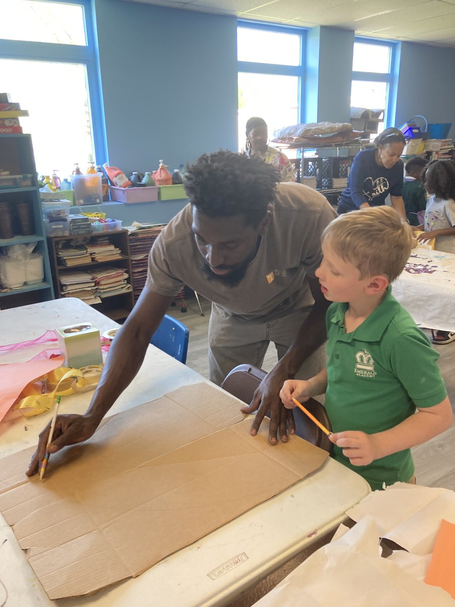 CanvasMiracles's tweet photo. Another fun day at Wesley House! The creativity was flowing as we learned to add detail to our Giant Puppets for the Cattywampus Parade on May 19TH. This year’s parade theme is “We Dwell Together,” https://t.co/DTeo2swLaN