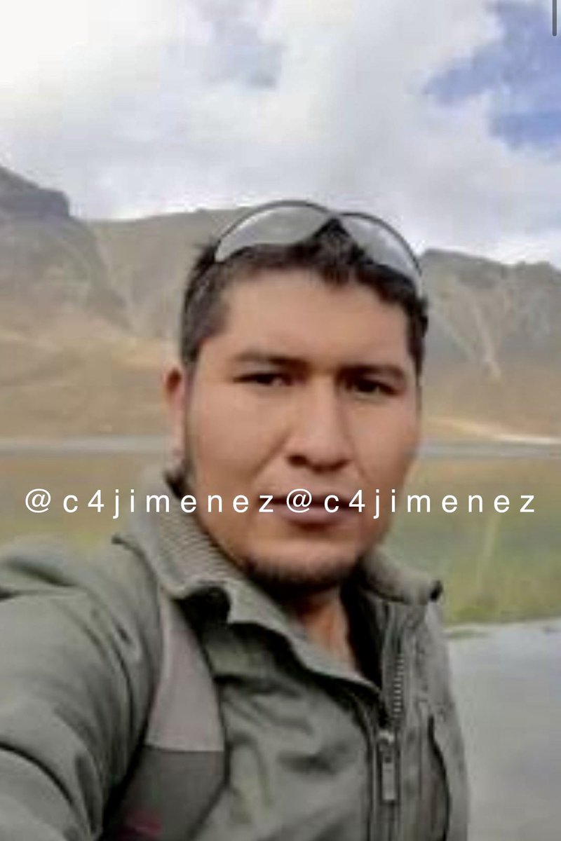 c4jimenez's tweet photo. SIERRAS, CRÁNEOS HUMANOS, CREDENCIALES…
Son imágenes de lo hallado por la @FiscaliaCDMX en el depa del feminicida serial Miguel Cortes.
El químico de Iztacalco 
llevaba hasta ahí a sus parejas, sus amigas…
Ahí las asesinaba y desaparecía.
Así lo encarceló la @PDI_FGJCDMX https://t.co/KXbEAHuylo