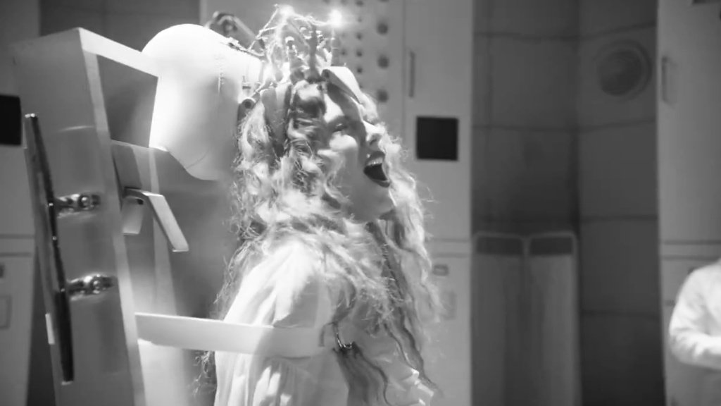 thaysversion's tweet image. Taylor, you are the best!!!! OMG!!! THIS HERE! WE LOVE YOU SO MUCH. I'M SO EXCITED FOR THE NEW ALBUM! 🤍 #TSTTPD