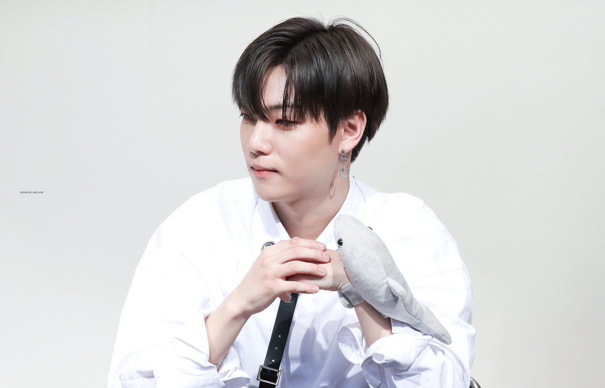 seraphicmellow's tweet photo. n년전 창윤이 

#이션 #이창윤 #ETION 
#ONF #ONOFF #온앤오프 https://t.co/LtubnYPqWS