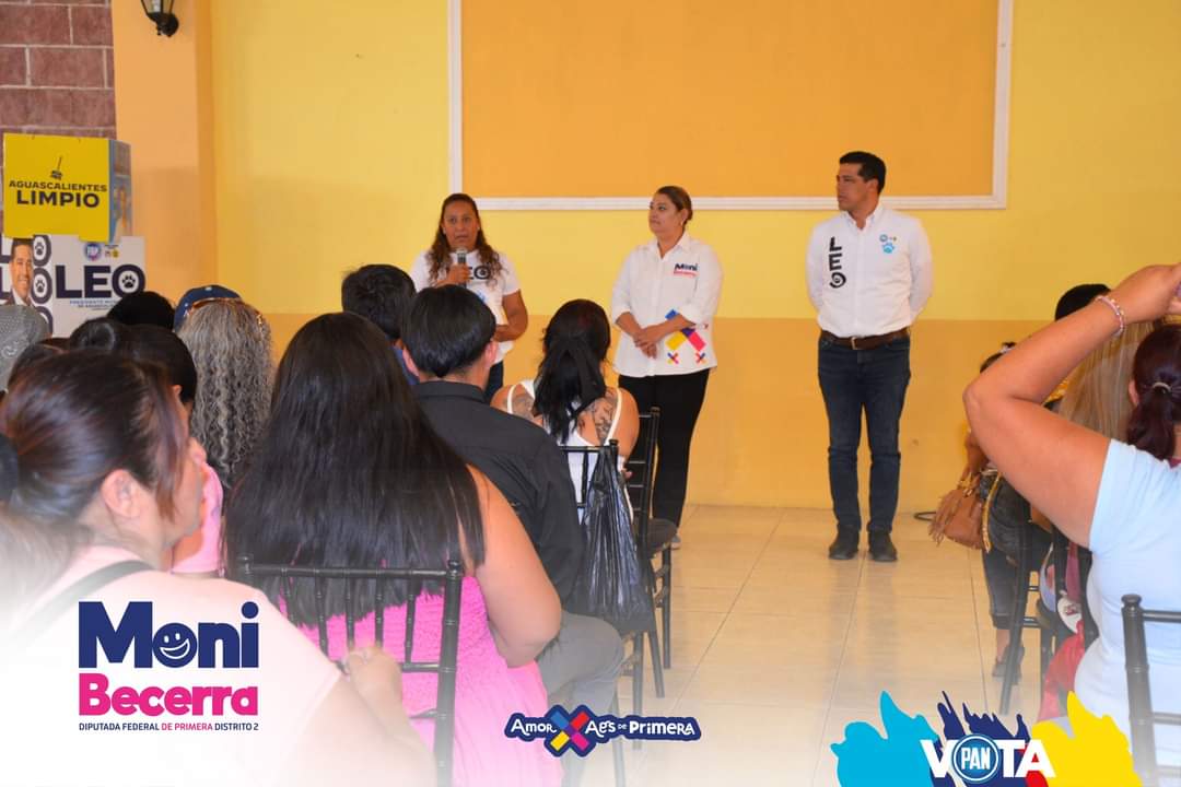 AgsMoniBecerra's tweet photo. Atendí #MuyBien, la invitación que me hizo @LeoMontanezC para platicar con diferentes liderazgos panistas. 

#CandidatosDePrimera 
#DistritoII
#VotaPAN https://t.co/zydXWj7wIO