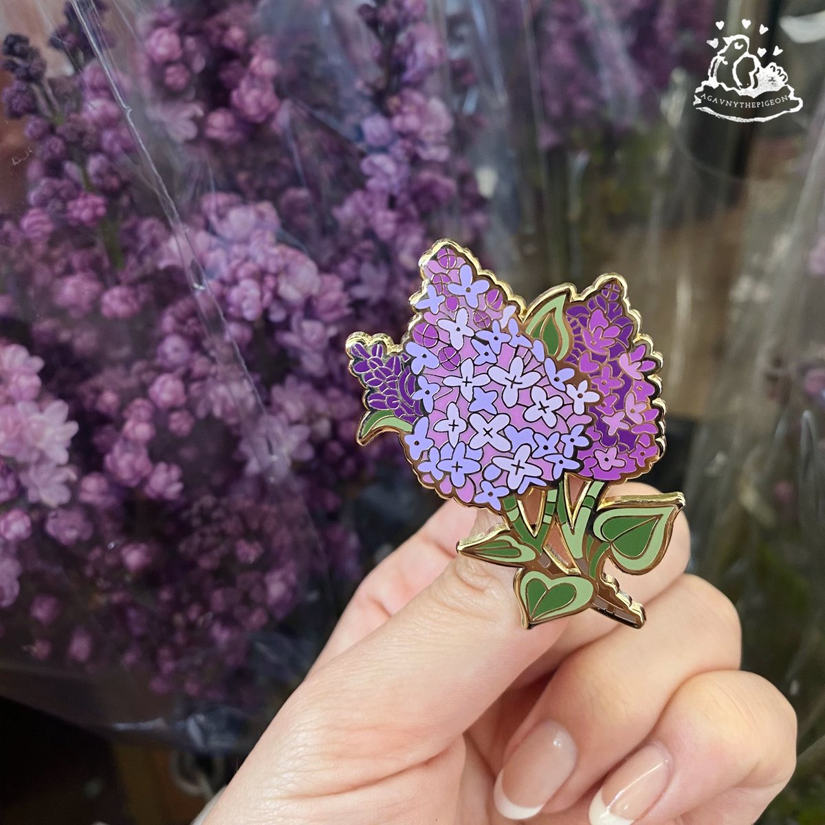 💜 Presenting my LILAC ENAMEL PIN, Debuting at Jackalope Art Fair in Pasadena this month!!