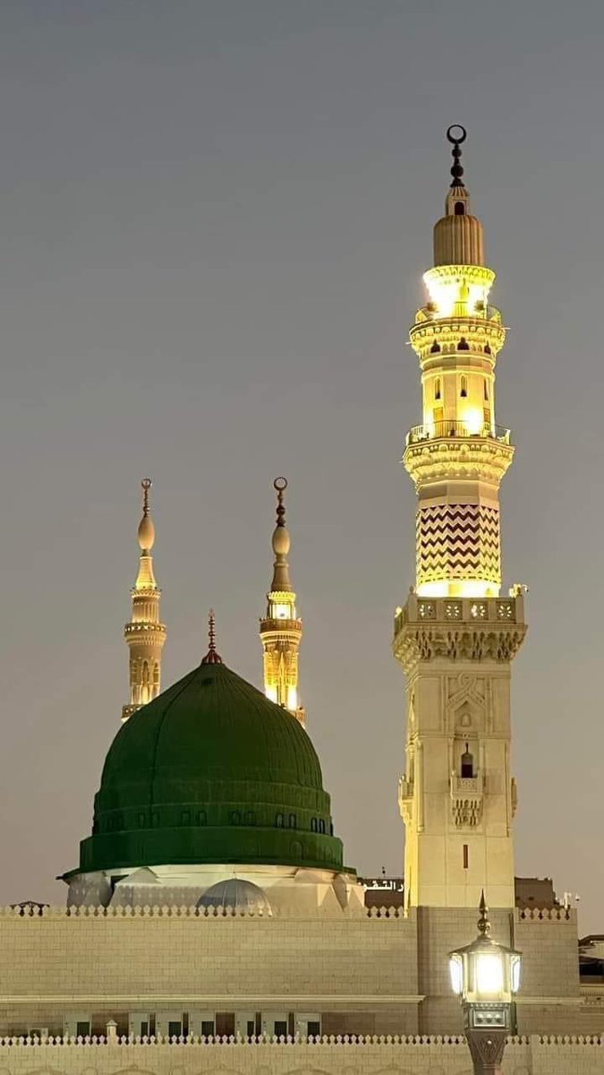 فِدَاکَ اَبِیْ وَاُمِّیْ وَ رُوْحِیْ و َقَلْبِیْ یَاسَیِّدِیْ یاحَبِیْبی یَارَسُوْلَ اللّٰهﷺ  اَلصَّلٰوۃُ وَالسَّلَامُ عَلَیْکَ یَاسَیَّدِیْ یَارَسُوْلَ اللہﷺ اَلصَّلٰوۃُ وَالسَّلَامُ عَلَیْکَ یَاسَیَّدِیْ یَاحَبِیْبَ اللہﷺ  اَلصَّلٰوۃُ وَالسَّلَامُ عَلَیْکَ یَاسَیَّدِیْ یَا