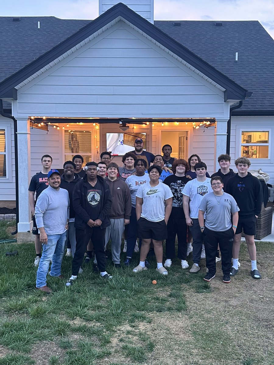 Coachanderton77's tweet photo. Tonight was the start of the 2024 OL dinner tradition! We were blessed to send our former 2023 Region Lineman of the Year @XavierWesley1k off to his next chapter of life! Cannot wait to see where life takes him, but also can't wait to see this new group COMPETE! 
#WeAreBlackman https://t.co/eKlOlLxiPf