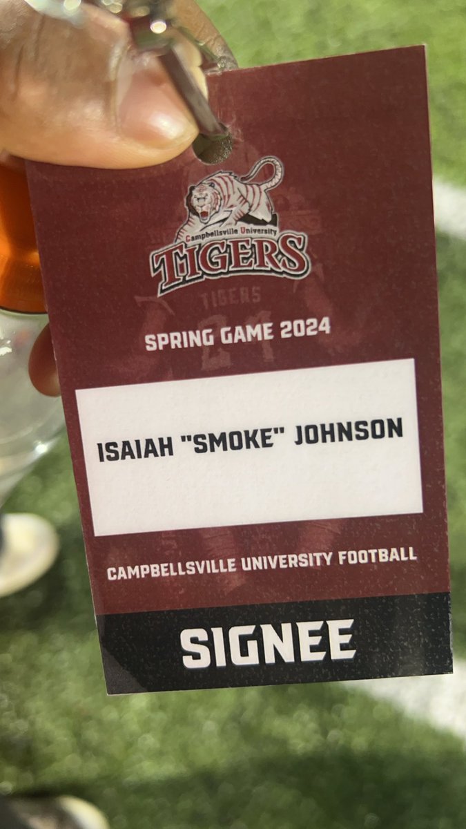 JIsaiahJohnson1's tweet photo. Wow ! I had an AMAZING night tonight back home @CvilleTigersFB watching some football and socializing with the CU community! Can’t wait ! Go Tigers 🐅🐾

🧱🔥🧱🔥BRICK X BRICK 🧱🔥🧱🔥

@coachlane9 
@CoachBrisonCU 
@CoachRussCville https://t.co/Jq2MOBmsci