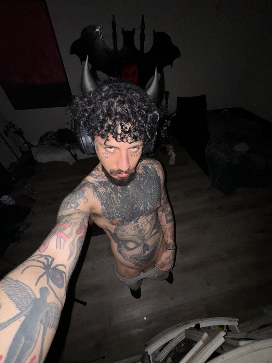 Tommy tweet media