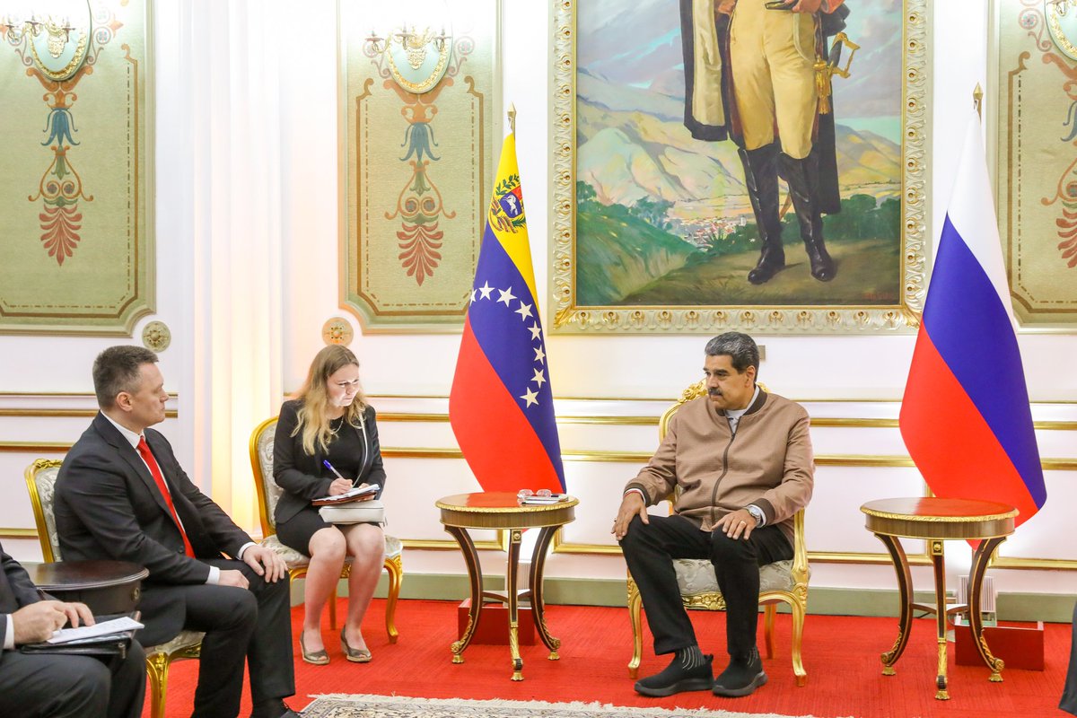Nicolás Maduro tweet media