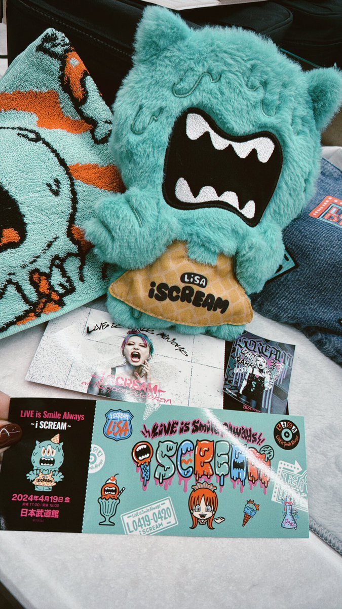 おはよう🌞🍨 本日より二日間限定で #LiSAアイスクリーム 屋さん日本