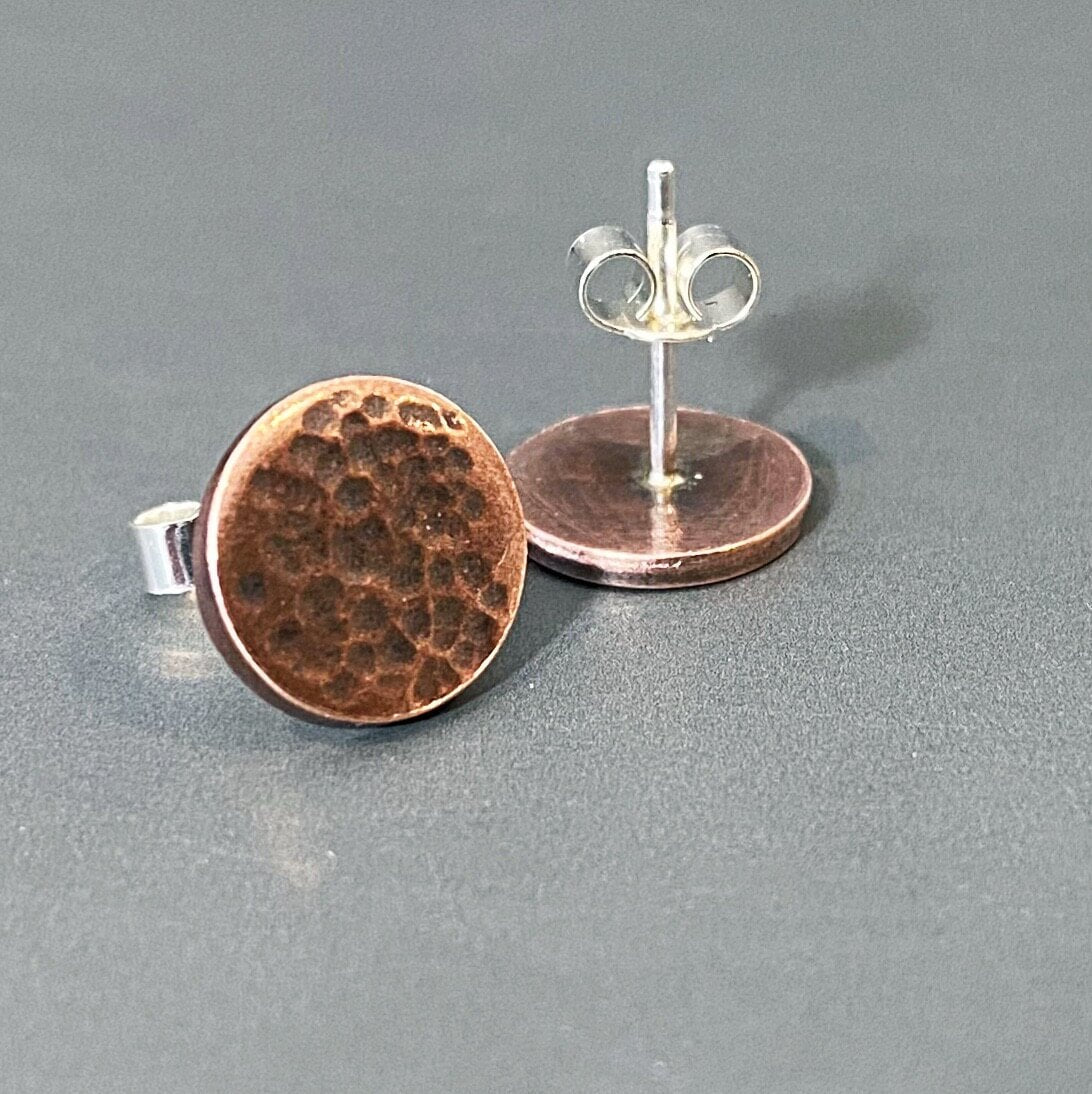 Textured Copper Disc Stud Earrings tuppu.net/40160c79 #inbizhour ##UKGiftHour #bizbubble #giftideas #MHHSBD #UKHashtags #HandmadeHour #shopsmall #CopperEarrings