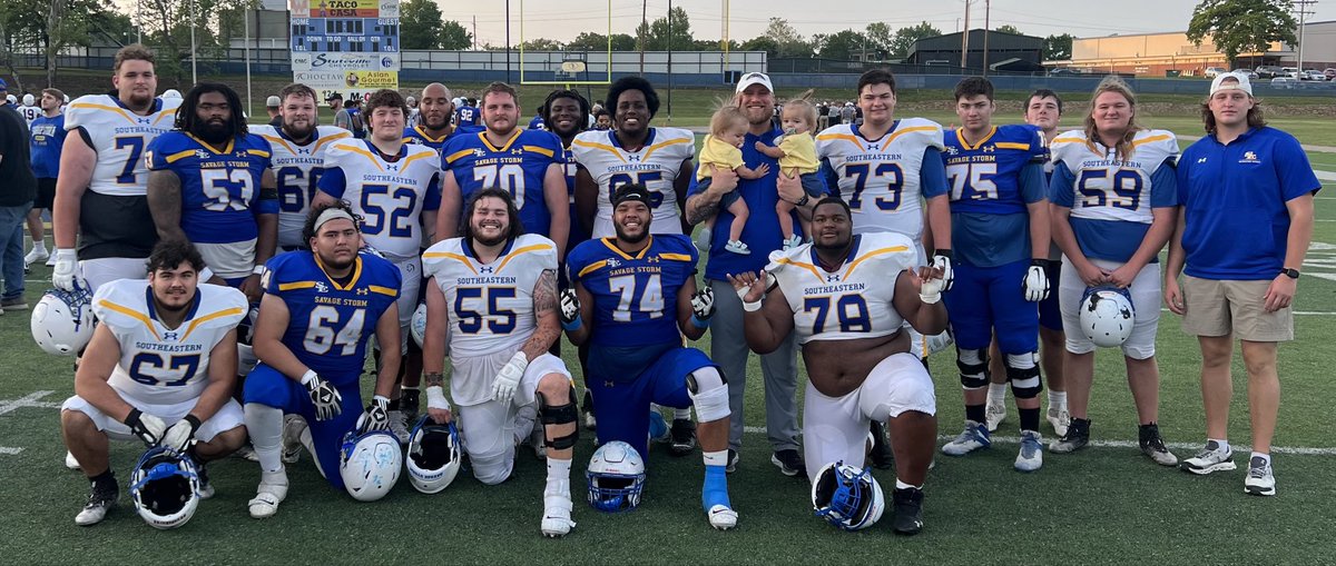 That’s a wrap on Spring 2024! Love this group, cannot wait until the fall. 

#TrenchMob ⛈️🔵🏈