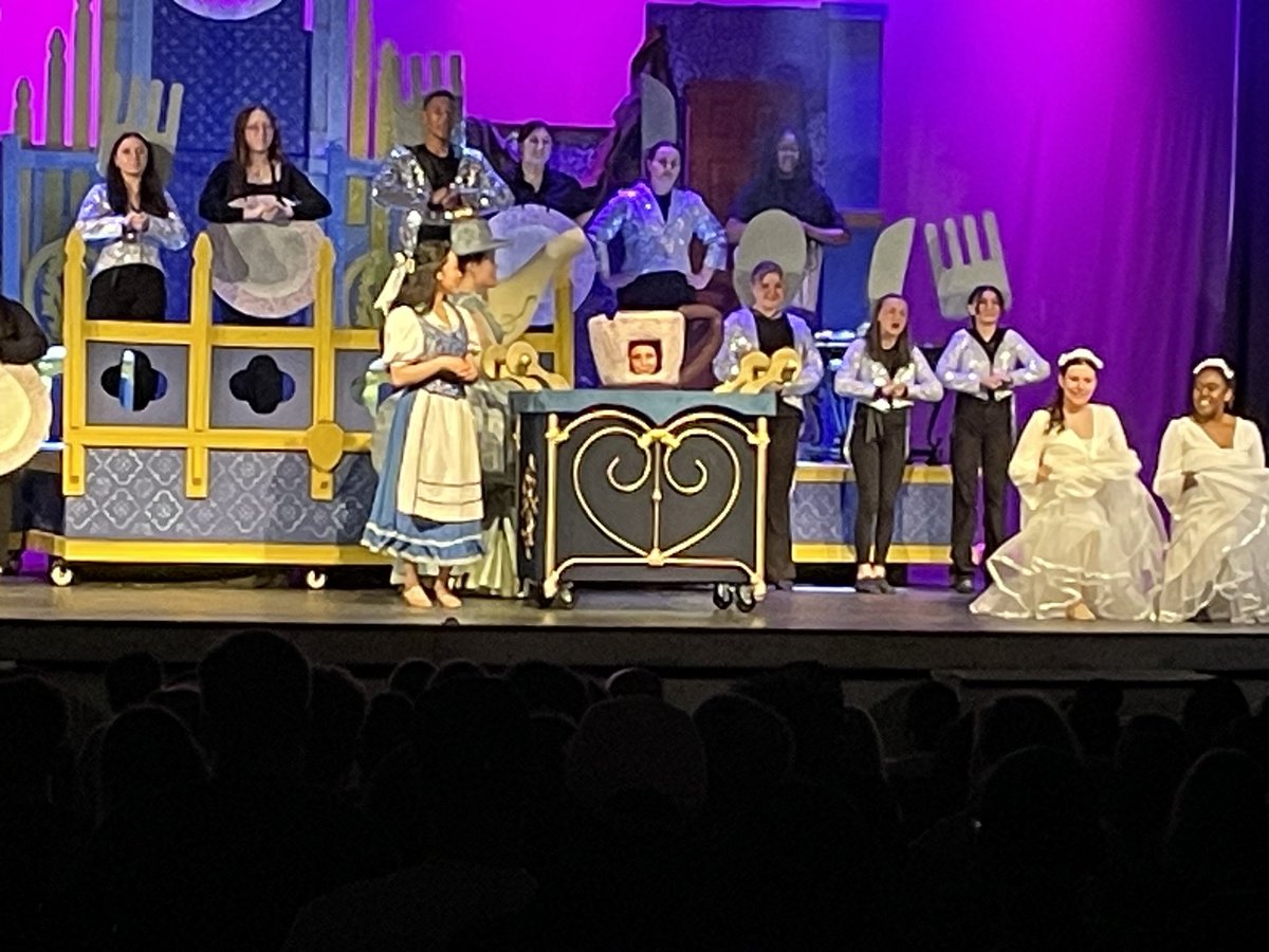 MCrobinsonap's tweet photo. Great performance of Beauty and the Beast tonight at the Ranch! If you don’t have plans for this weekend, there are more shows at 7pm tomorrow, 1pm and 6pm on Saturday. The cost is $10. @SouthWestGHS @GCSchoolsNC @Super_GCS @docangiemo2014 https://t.co/SnLduXDyn2