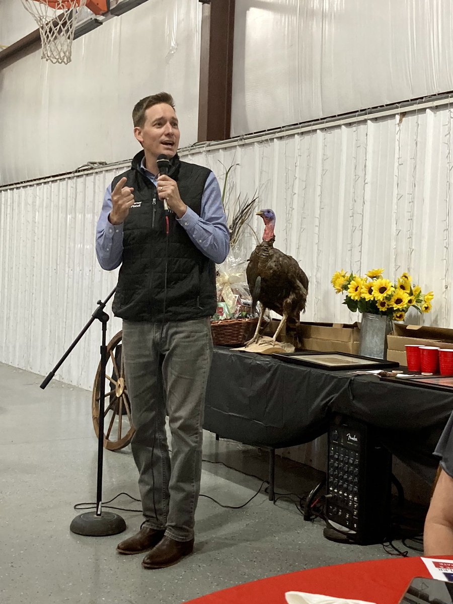 LtGovPinnell's tweet photo. Stop 6: Alva. Alva has been a host for the Lt. Governor’s Turkey Hunt since 1989 & recruited companies like Vantage Plane Plastics & SandRidge. With a 500-acre industrial park & a 1500-seat arena under construction, Alva is ready for the next 34+ yrs of development. #TurkeyHuntOK https://t.co/PvfM5CxzFT