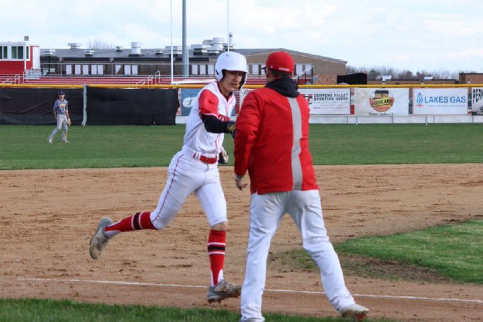 Medford Raiders Baseball tweet media