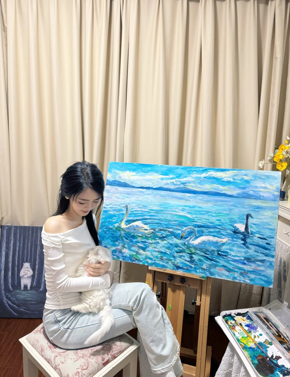 nash_yvett49618's tweet image. 絵は気持ちの写真です🎨
いい気分でいい絵を描きます。
ひどい気分は絵には向きません。
一緒にいてくれる猫がいます🐾
#油絵 #油彩 #油彩画 #絵画 #絵　#油絵の具
  #絵描き  #絵が好きな人と繋がりたい 
 #油絵作品
#絵画好きな人と繋がりたい