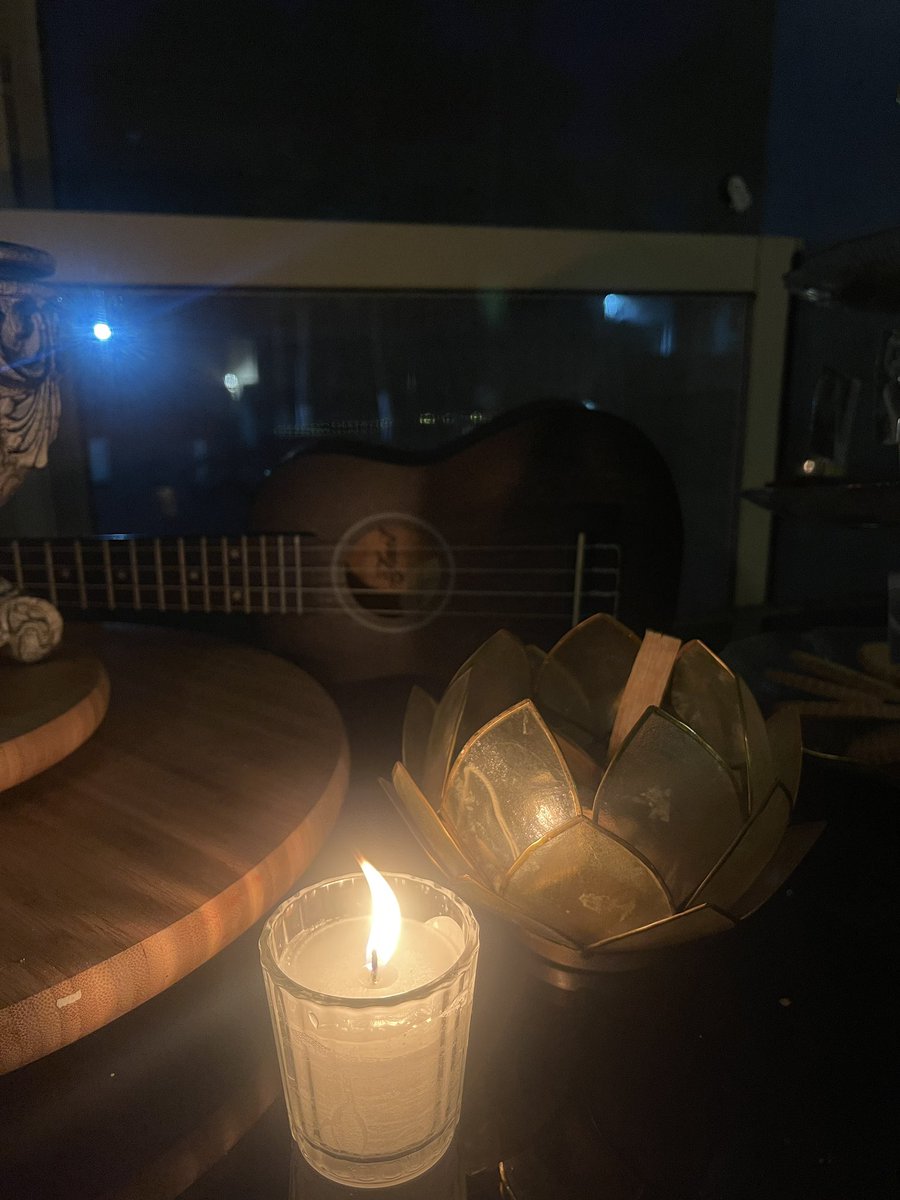 SolCuadras's tweet photo. TTPD Listening party readyyy🩶✨🖌️🔍 @taylorswift13 @taylornation13 #TaylorSwift #taylornation #TaylorSwift13 #TTPD #swifties https://t.co/3qRnuSw4zP