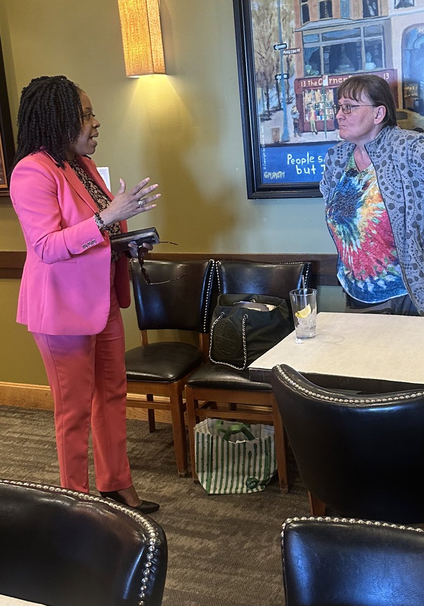 _LaRondaThomas's tweet photo. Balance is everything! Intimate coffee with the Supt continues to deepened engagement with parents and the community! We believe open dialogue, collaboration is critical to ensure every voice is heard. Next stop April 25 at Coffee Exchange 9:30am #ActivateYourVoice  #ParentVoice https://t.co/m9aHHPiI1f