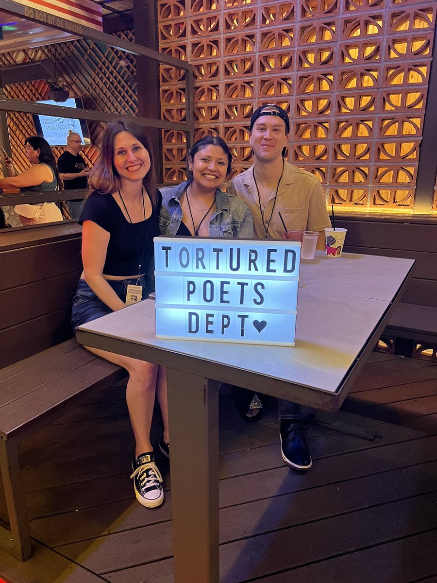 krbe's tweet photo. #Fandemonium is in full swing! 🤩
You can still join the party & stream @taylorswift13’s✨NEW✨ album #TheTorturedPoetsDepartment 🎶 w/ us & #Houston #Swifties 🫶🏻 @ Unicorn Disco. Plus, Taylor giveaways all night long including #TTPD on vinyl!
#krbe #tayrbe #taylorswift https://t.co/NKhB6mhEYp