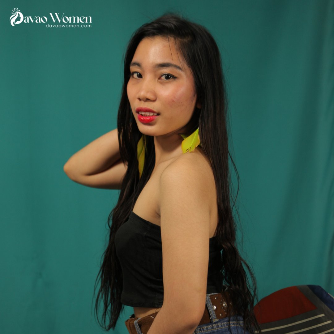 'I want a lasting bond in a relationship with someone who has undying loyalty and commitment.' -Angelou, ID: 218003

Get to know her in person!
Book your Davao tour here.
bit.ly/Davaowomen-Sin……

#adventureofalifetime #happiness #lifestyle #loveandrespect #loveandconnection