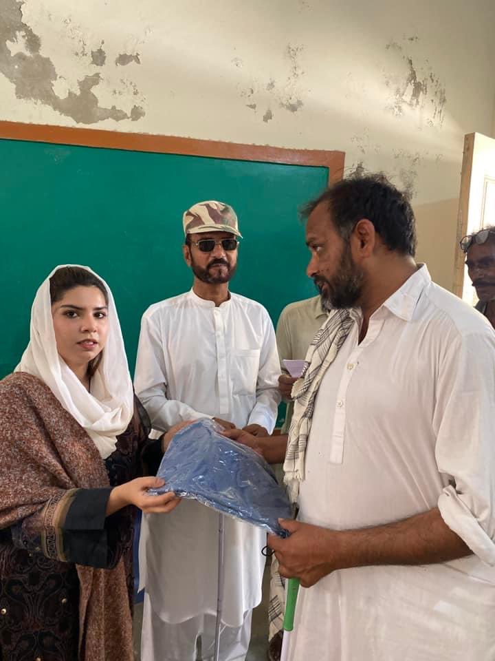 NisaShakeel's tweet photo. Distributed Eid clothes and Eid rashan to blind people at the Blind Association in Naushahro Feroze is a heartwarming gesture of inclusivity and compassion. It made me ensure that everyone, regardless of their abilities, can partake in the joyous festivities of Eid. https://t.co/i8IKAaUGhD