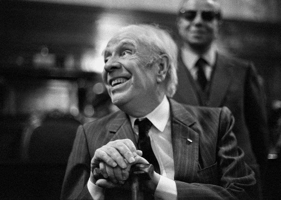 DiegoJRecalde's tweet photo. Ahora que los autopercibidos dueños de la UBA cortaron la luz para que no haya clases, me acordé que a Borges quisieron hacerle lo mismo porque se negó a homenajear al Che.
Ante la amenaza, Borges les contestó:
—He tomado la precaución de ser ciego esperando este momento. https://t.co/PhyAOQG1KX