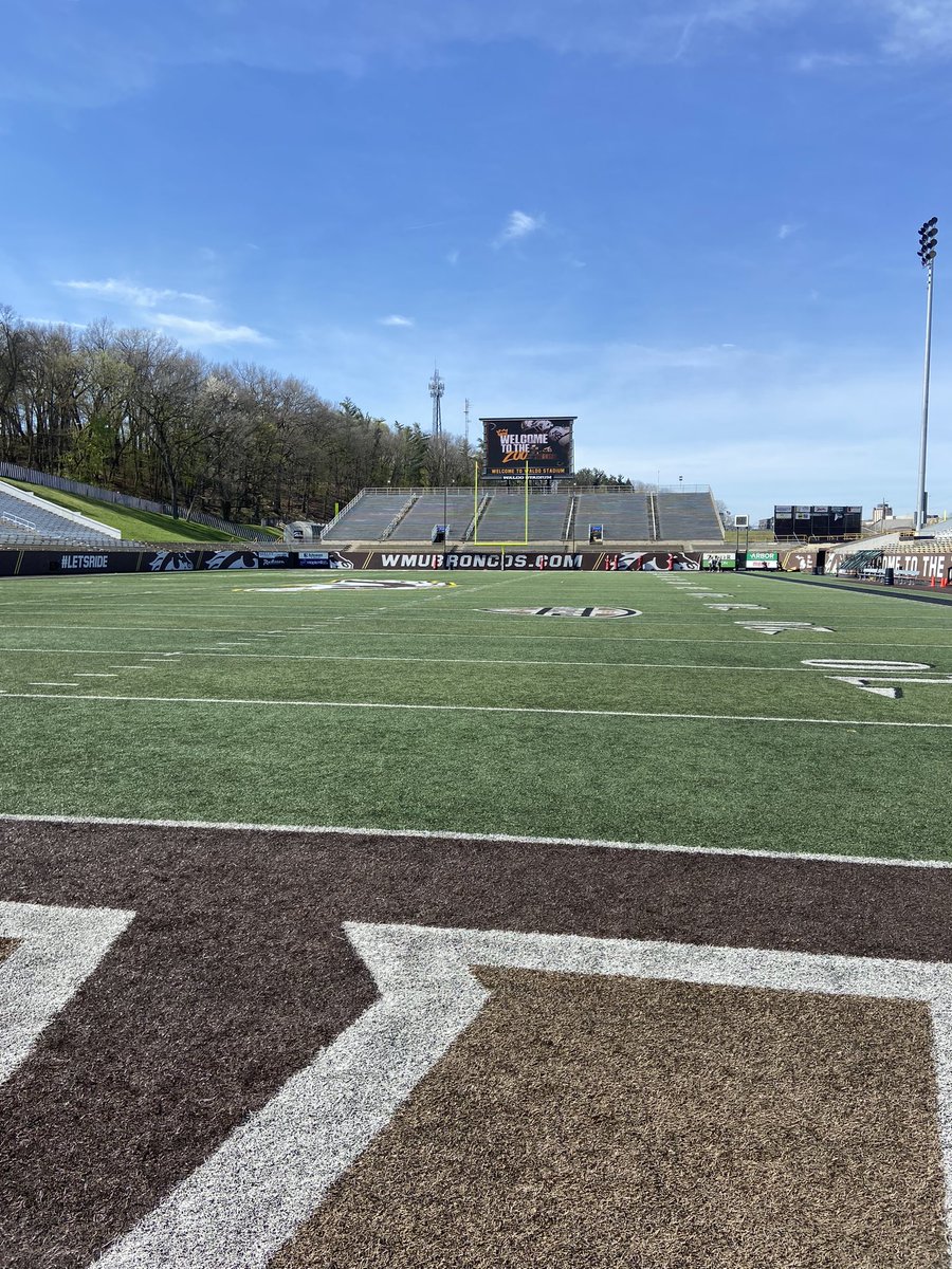 Had a great time at the spring game Tuesday! @WMU_Football Looking forward to coming back to the zoo!💪 @CoachLT39 @RBCoachPaige @WMDrivefootball