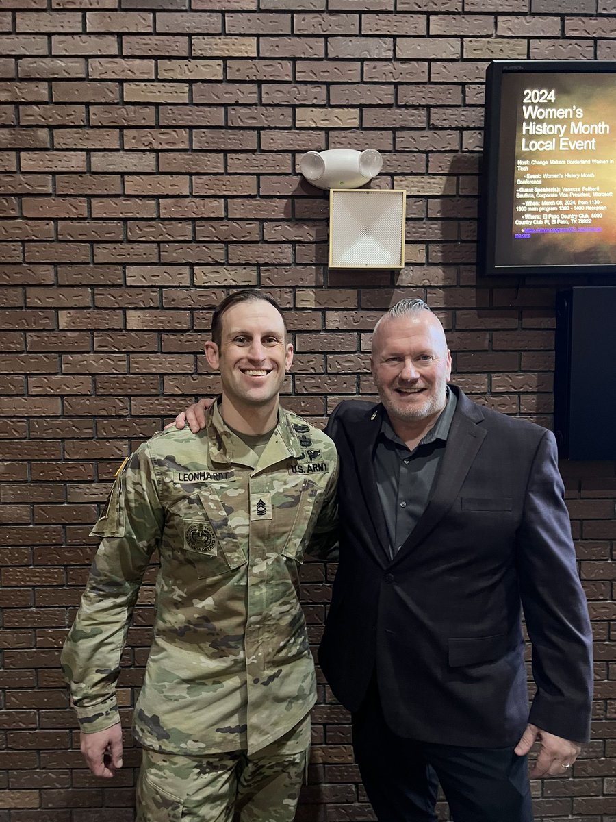 The best part of serving in the Army is the opportunity to meet and interact with genuine legends and extraordinary individuals. Today, we had the privilege of having @PMEHardTrox join us for a talk, and he was absolutely inspiring. Thank you for everything SEAC(R) Troxell.